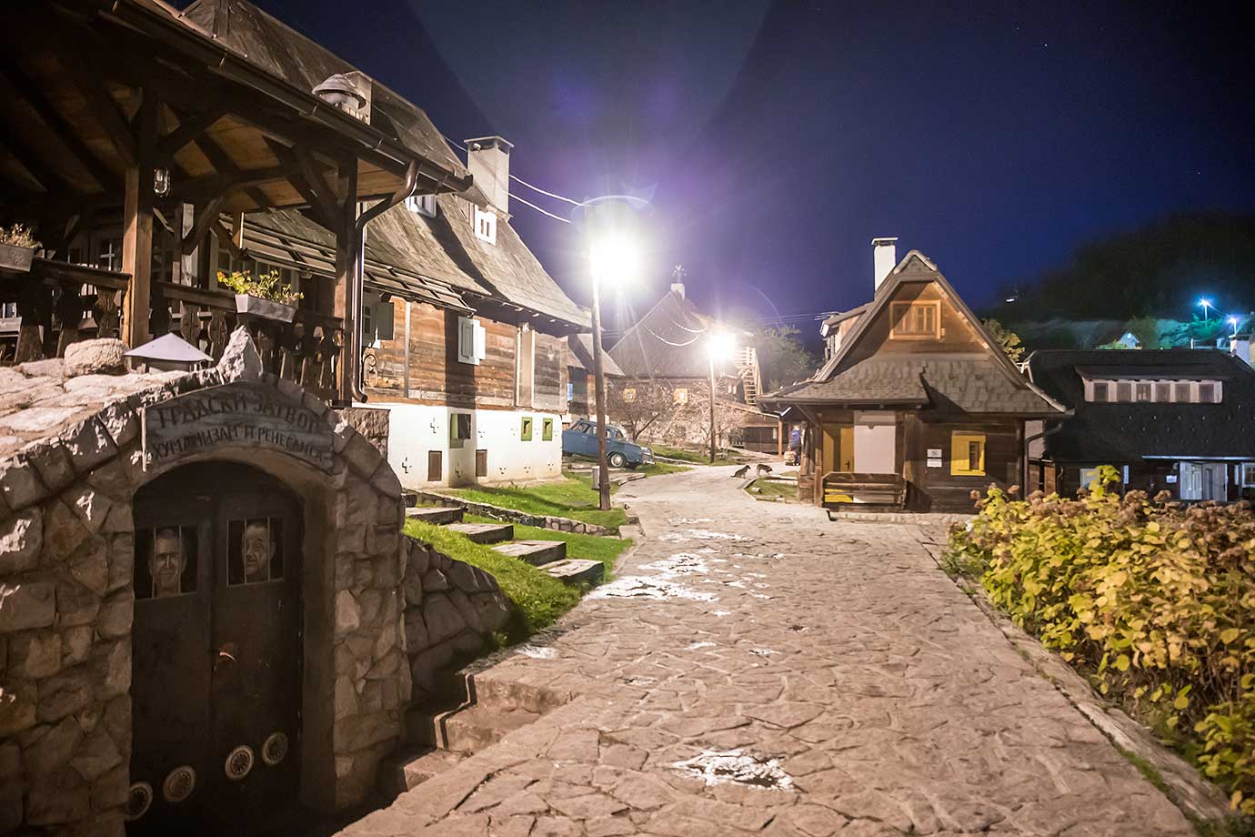 Сербия: знаменитая деревня Кустурицы, в которой ты словно оказываешься в его фильмах