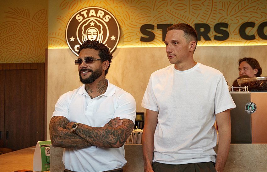 В России заработал Starbucks под новым названием STARS COFFEE: что ждет посетителей