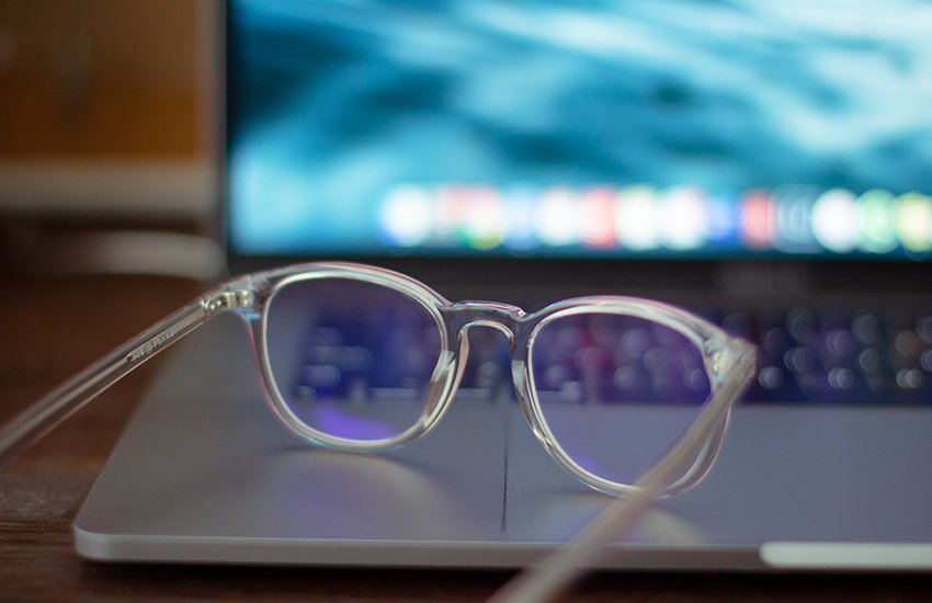 Компьютерные очки: защита для глаз или бесполезная трата денег?