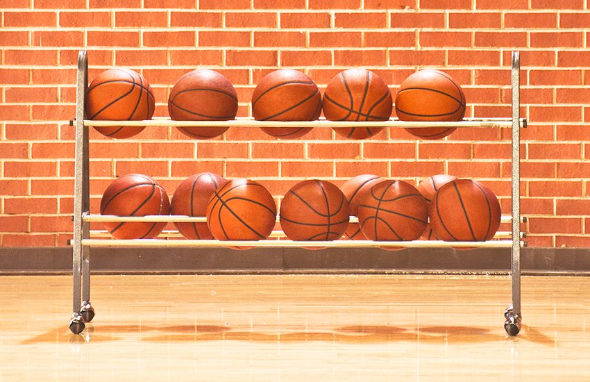 «Лучшая игра с мячом»: как начать заниматься баскетболом и что для этого нужно