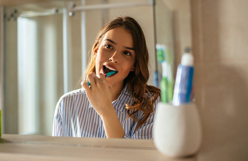 Это шок: что будет, если не почистить зубы всего один день?
